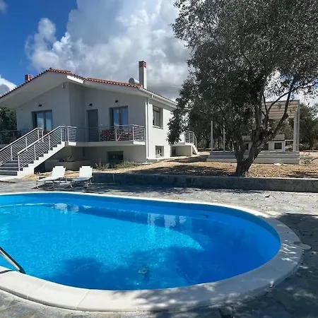 Lin With Pool